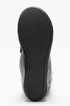 Slouch saddle boots
