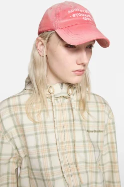Sprayed logo cap