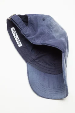 Sprayed logo cap