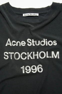 Sprayed logo t-shirt