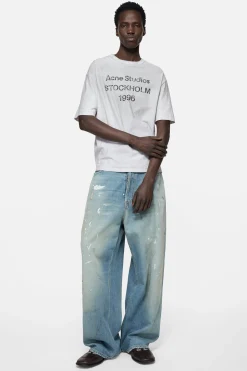 Sprayed logo t-shirt