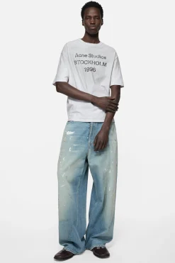 Sprayed logo t-shirt