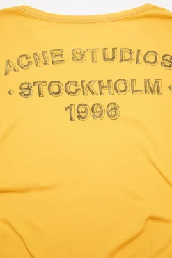Sprayed logo t-shirt