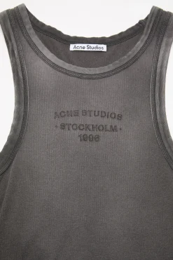 Sprayed tank top