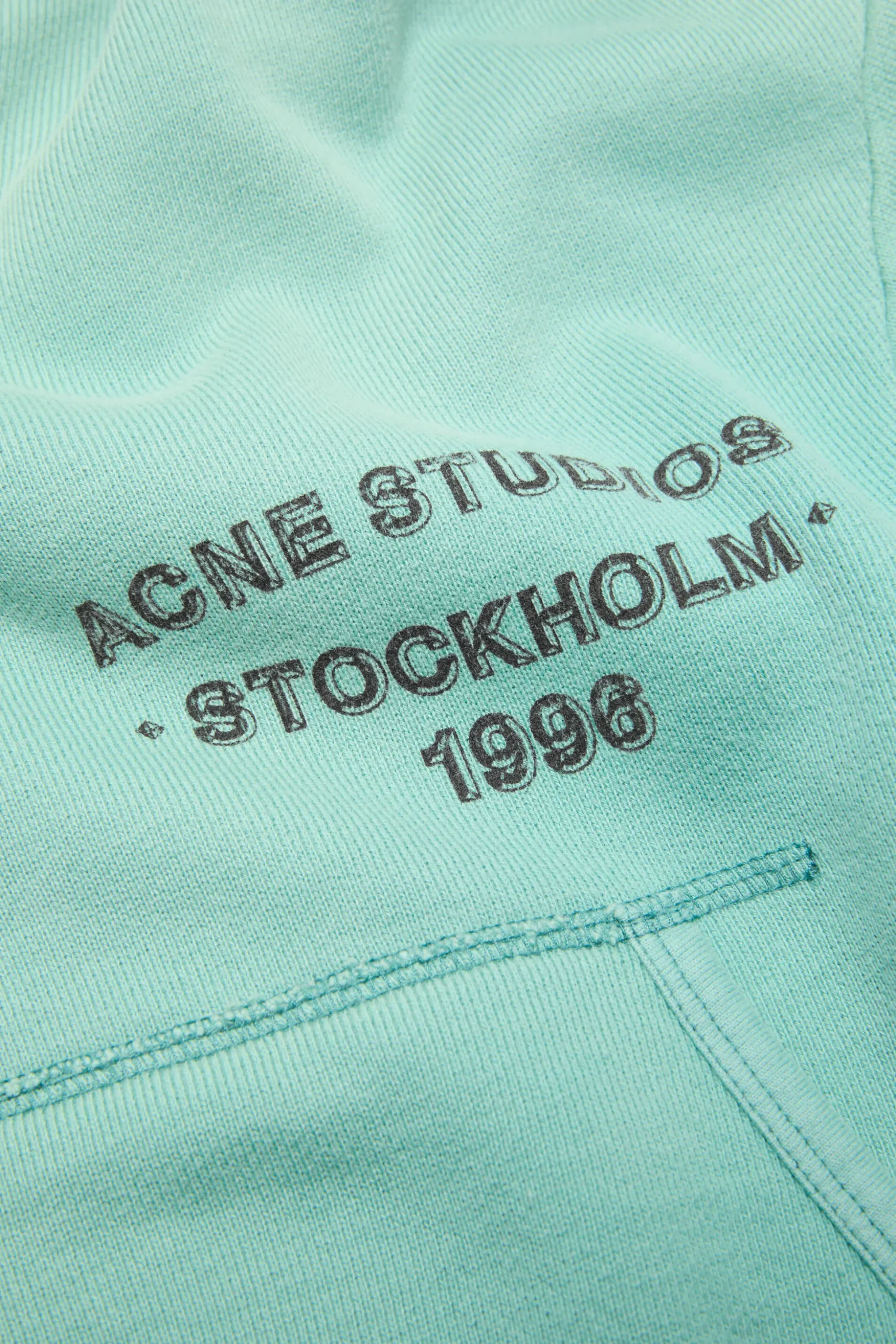 Sprayed zip hoodie