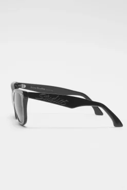 Square-frame sunglasses