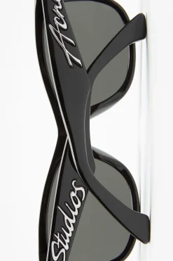 Square-frame sunglasses