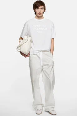 White 1996 logo t-shirt