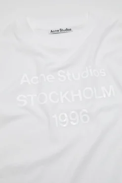White 1996 logo t-shirt