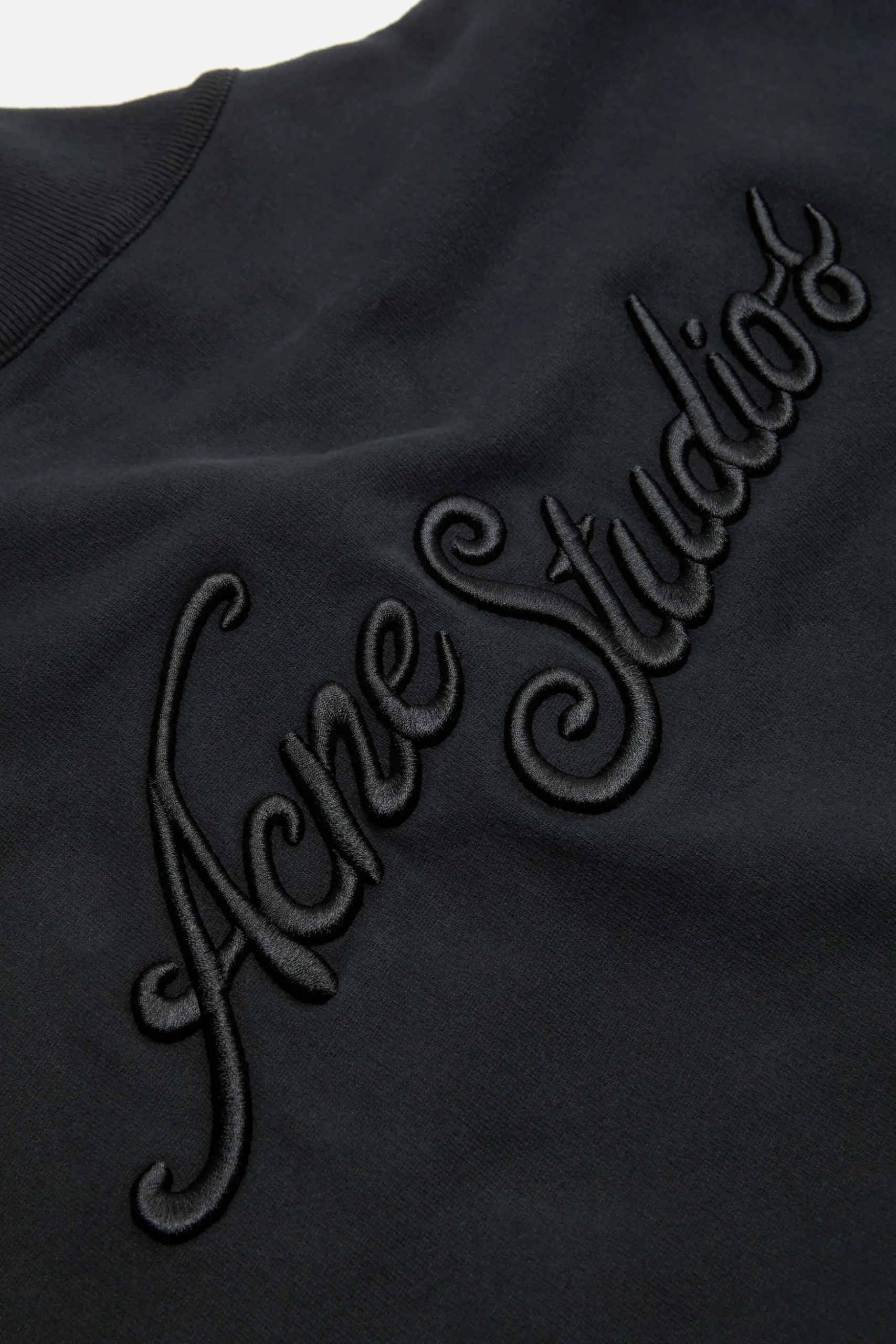 Zip-up sweatshirt