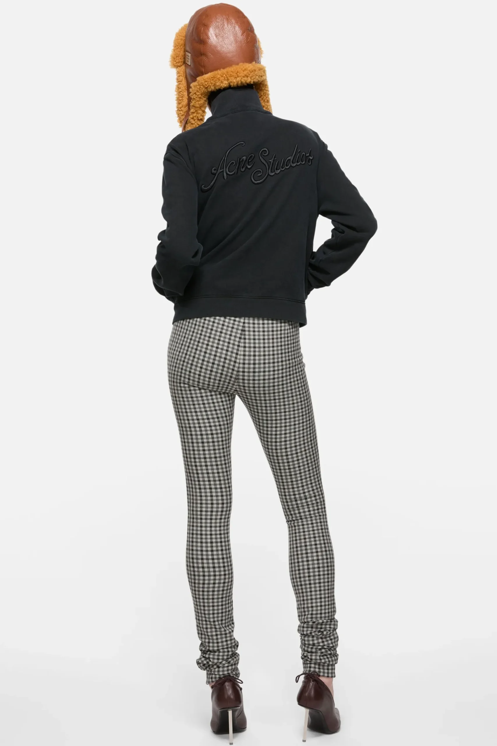 Zip-up sweatshirt